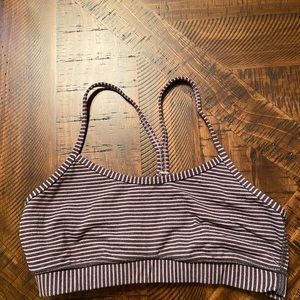 Lululemon y back sports bra
